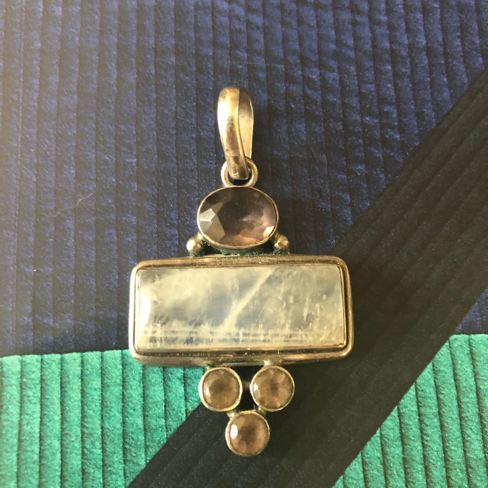 Gorgeous Gemstones ๐ Pendant - Picture 1 of 5